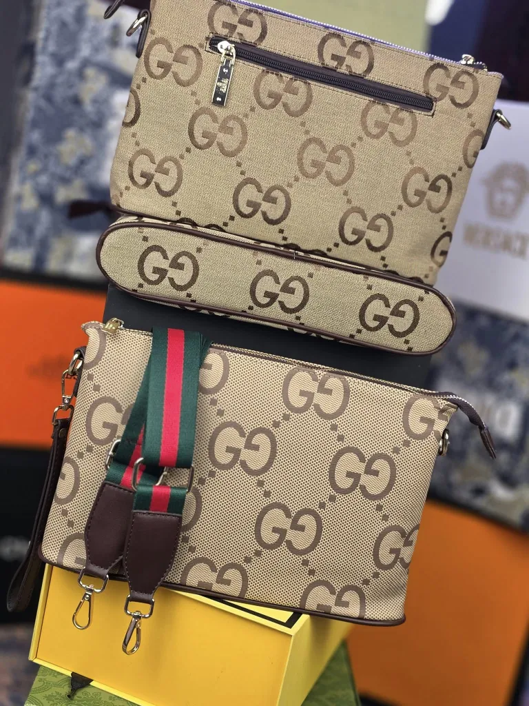 Pochettes Gucci Model 5